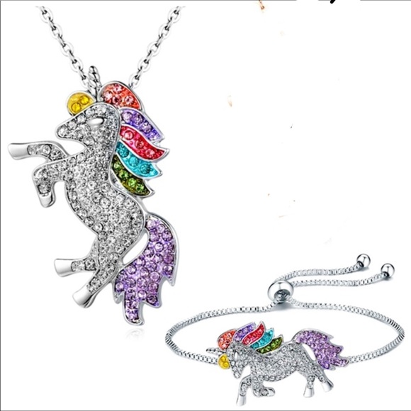 Jewelry - Unicorns rhinestone bracelet and necklace set
